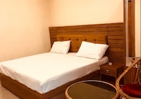 SPOT ON The Golden Guest House