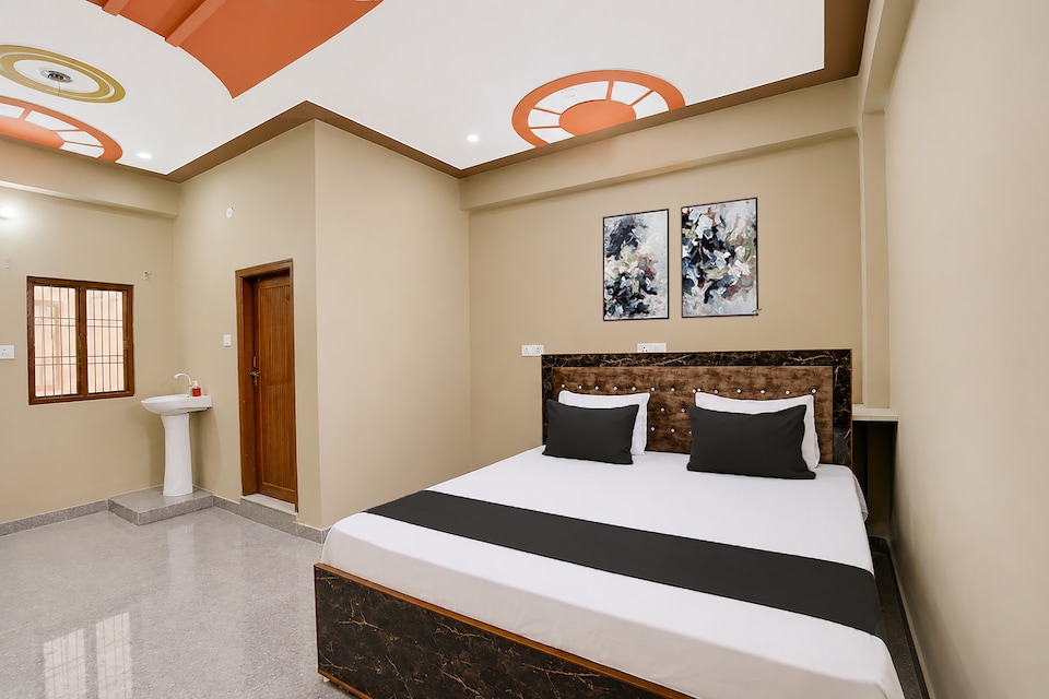 Hotel O Golden crest inn, Alambagh Lucknow, Lucknow