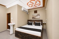 Hotel O Golden crest inn