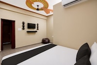 Hotel O Golden crest inn