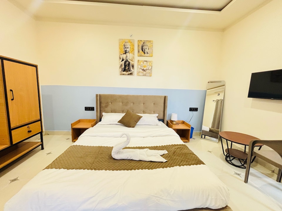 Hotel O White lotus hotel, MP Nagar Bhopal, Bhopal