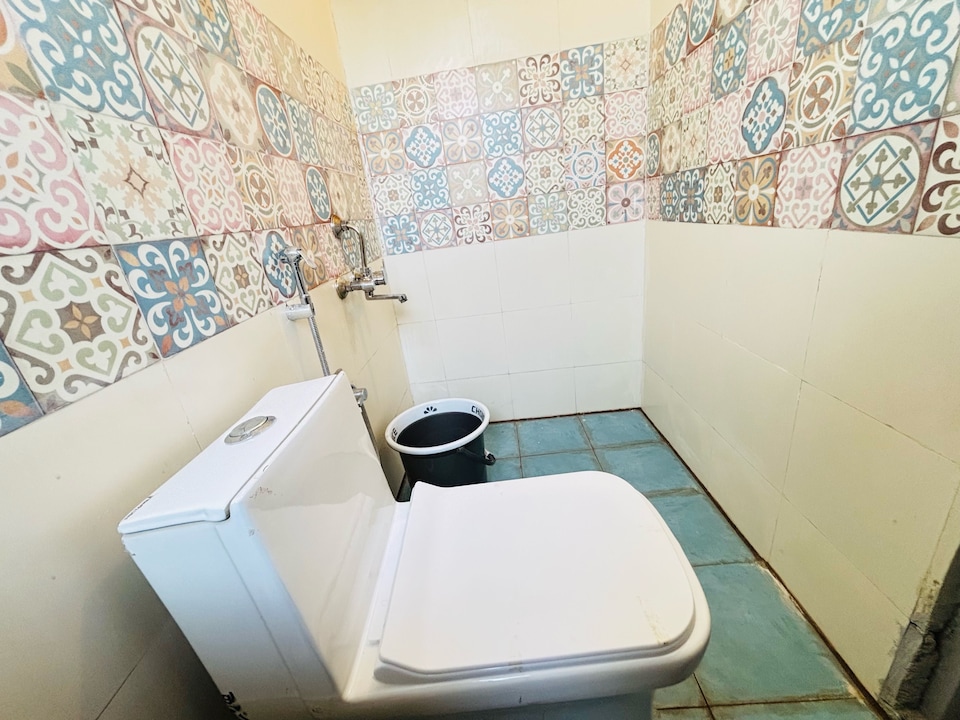 Hotel O White lotus hotel, MP Nagar Bhopal, Bhopal