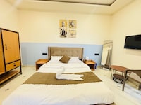 Hotel O White lotus hotel