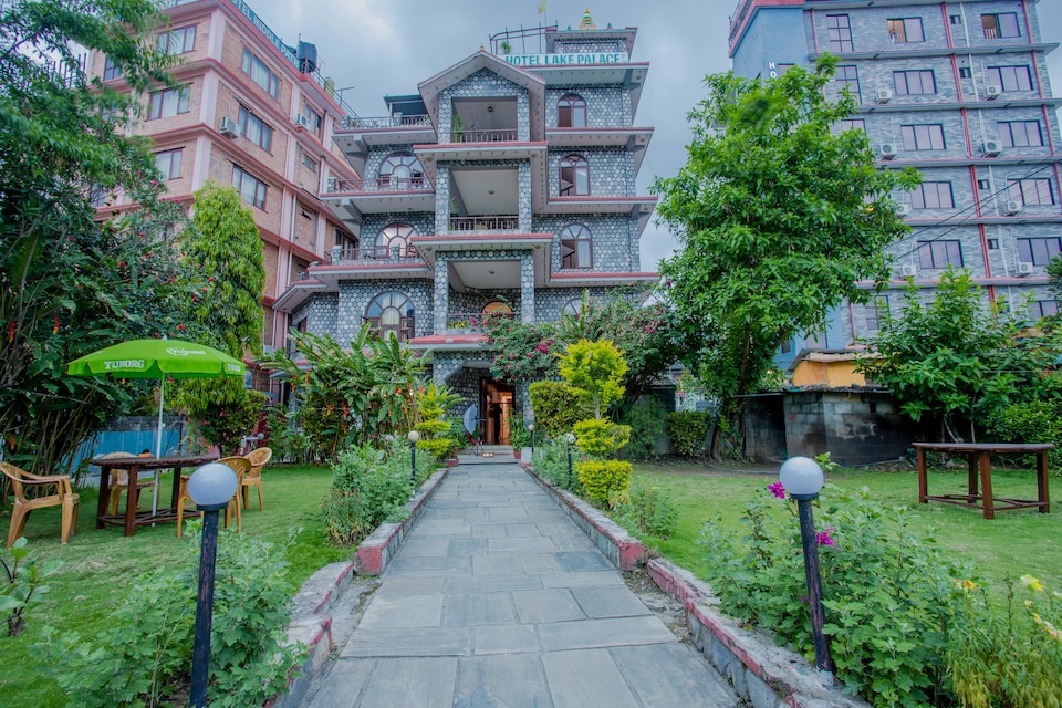 OYO 141 Hotel Lake Palace, Pokhara, Pokhara