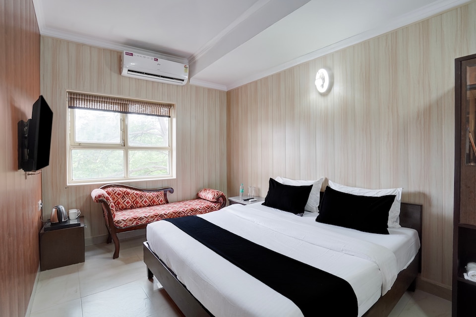 Hotel O A3s Lodge , AIIMS Delhi, Delhi