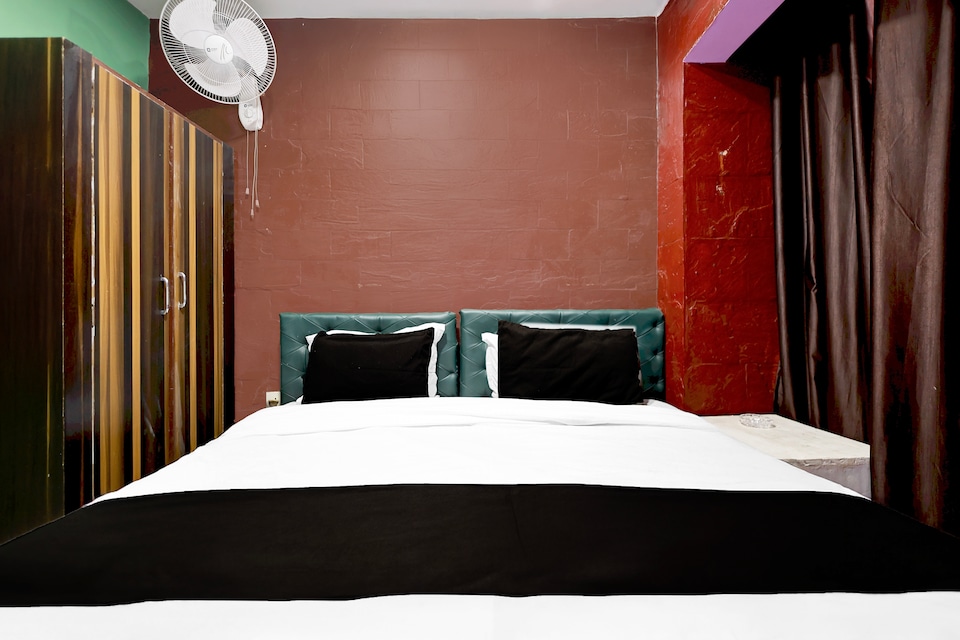 Hotel O Kalikapur Kolkata, Ruby Hospital Kolkata, Kolkata