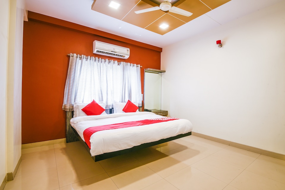 Capital O 15017 Hotel Nandini, Beed by pass, Aurangabad