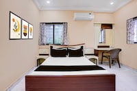 SPOT ON Hotel Silver Spoon