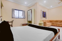 SPOT ON Hotel Silver Spoon