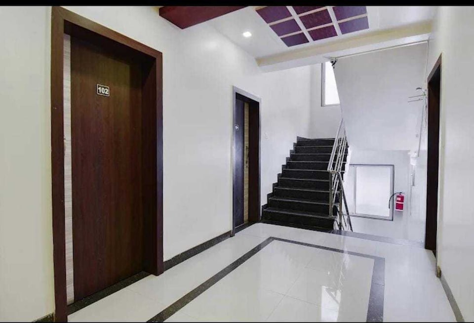 Hotel O Galaxy Hospitality Airport Inn, Viman Nagar, Pune