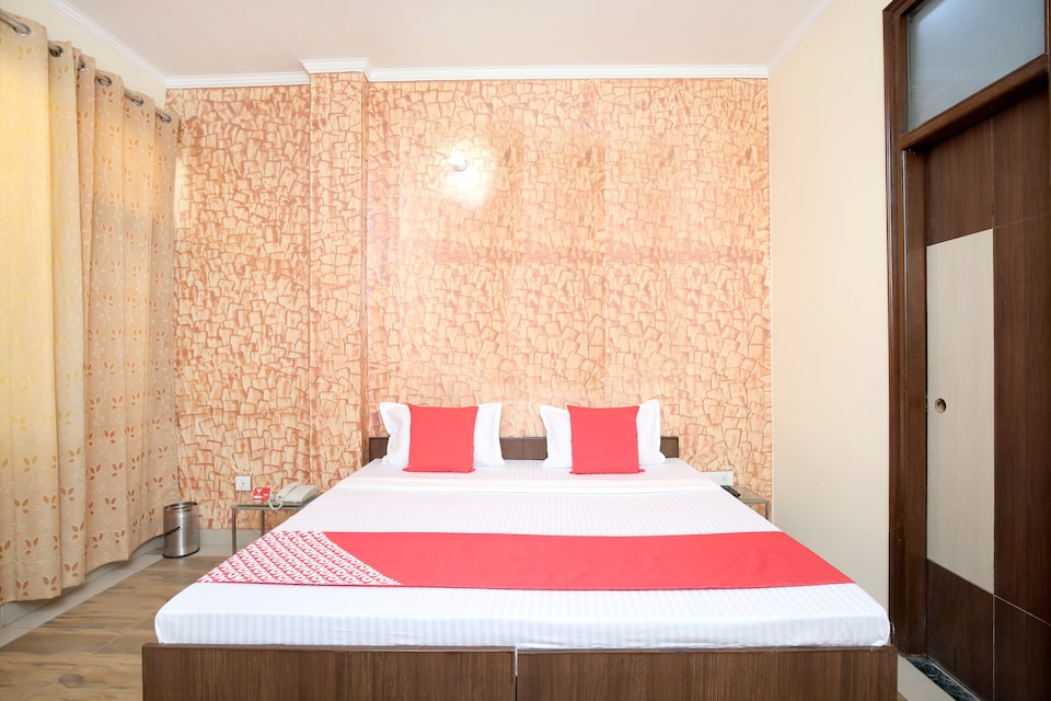 OYO 15067 Hotel Ashoka, Mohali, Mohali