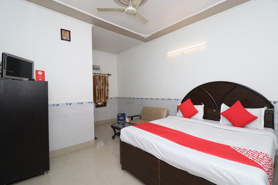 OYO 15069 Hotel Dev, Ranipur Haridwar, Haridwar