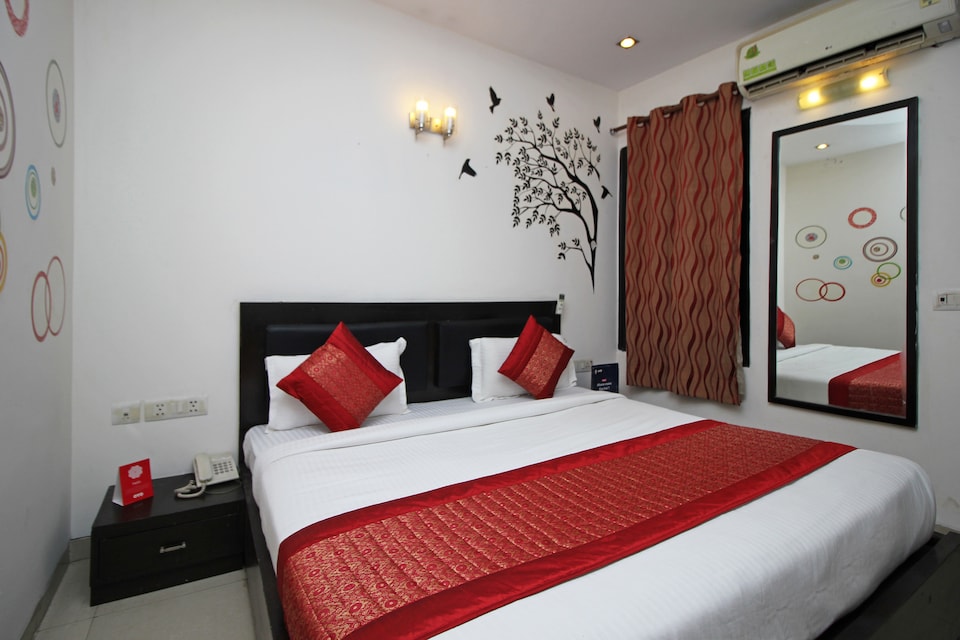 OYO 9030 Hotel Delhi Airport Plaza, Airport Delhi, Delhi Transit