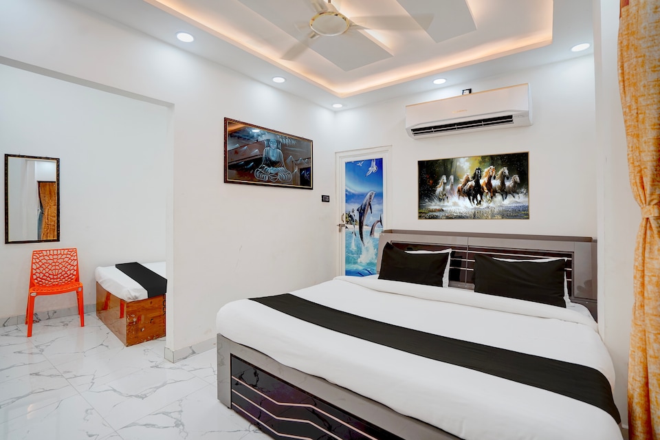 Hotel O Annapurna Guest House, Godowlia, Varanasi
