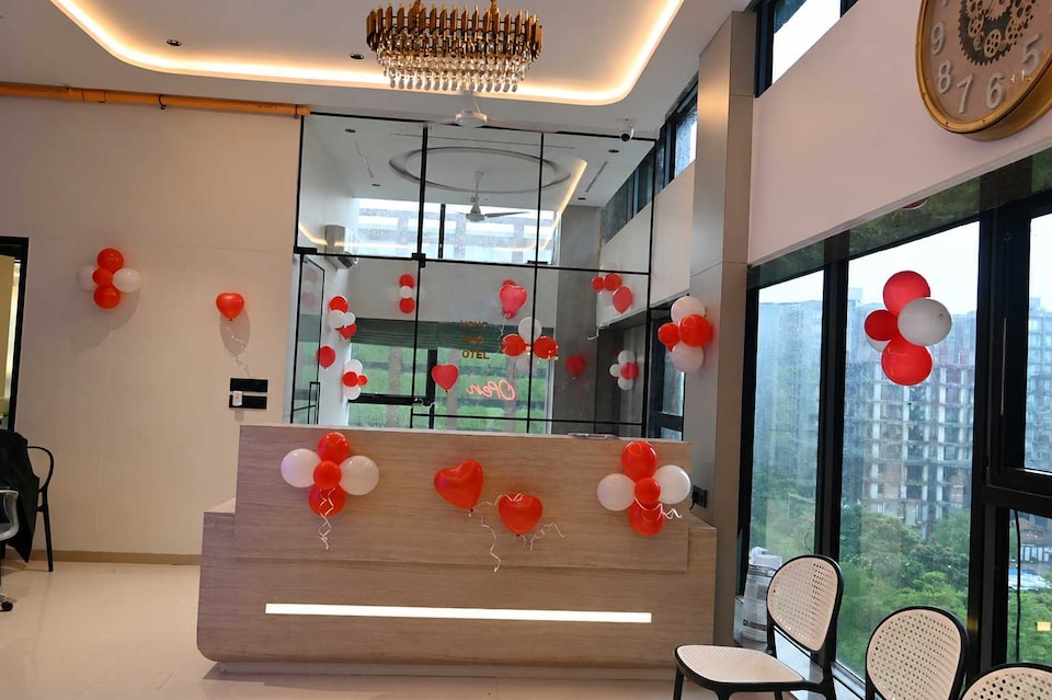 Collection O Airport Road Formerly Hotel Nano Pod, Airport Surat, Surat