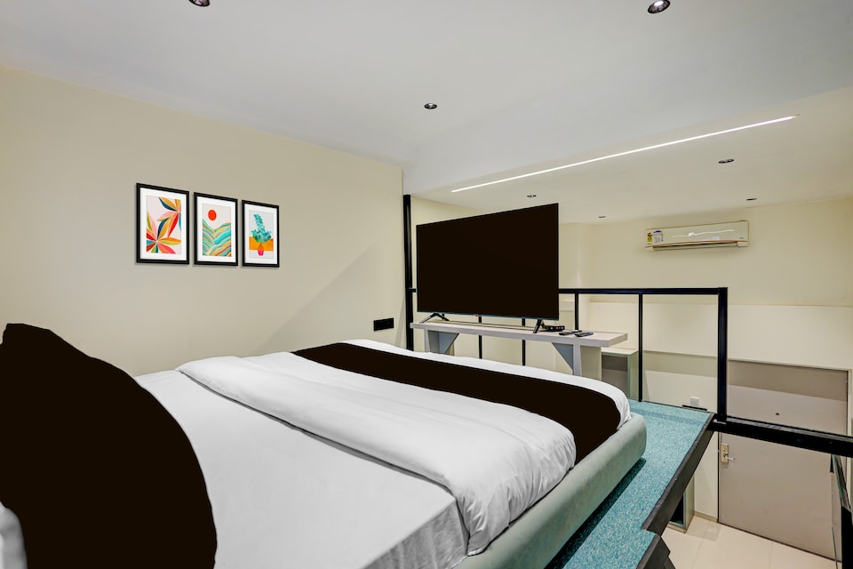 Collection O Airport Road Formerly Nano Pod, Airport Surat, Surat