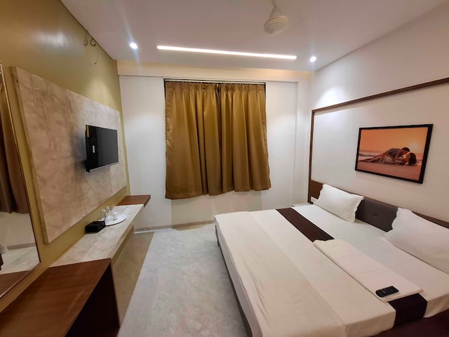 SPOT ON Sai Siddheshwar And Hotel Samruddhi