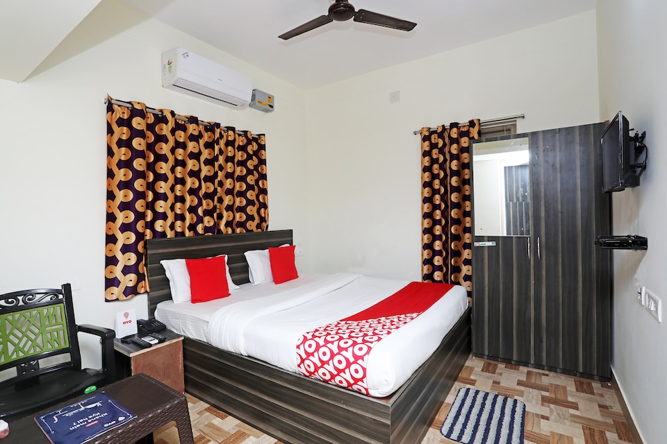 OYO Sai Lotus Residency, Chandrasekharpur, Bhubaneswar