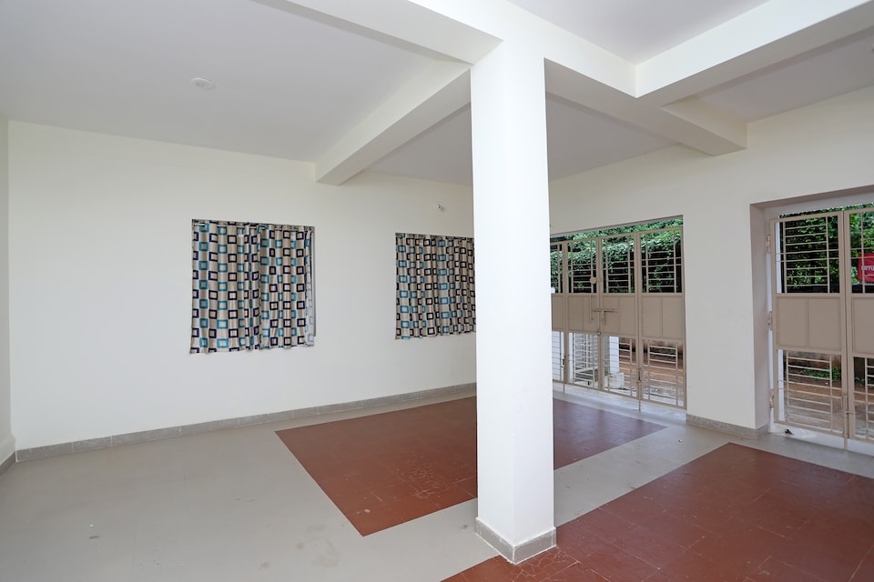 Hotel O Sai Lotus Residency, Chandrasekharpur, Bhubaneswar