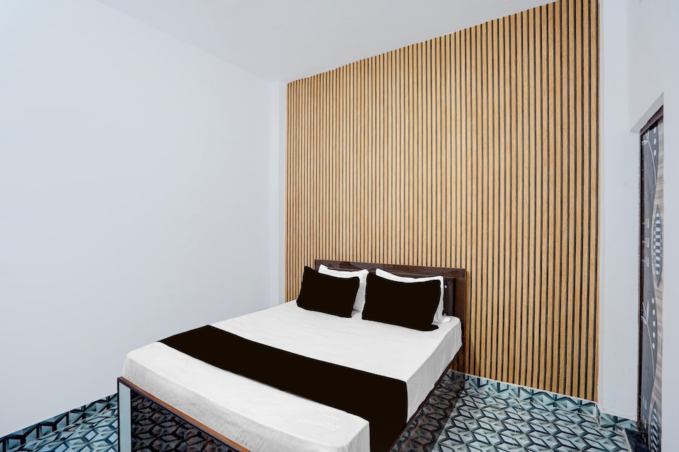 Hotel O  Rangoli guest house, Rania Kanpur, Kanpur