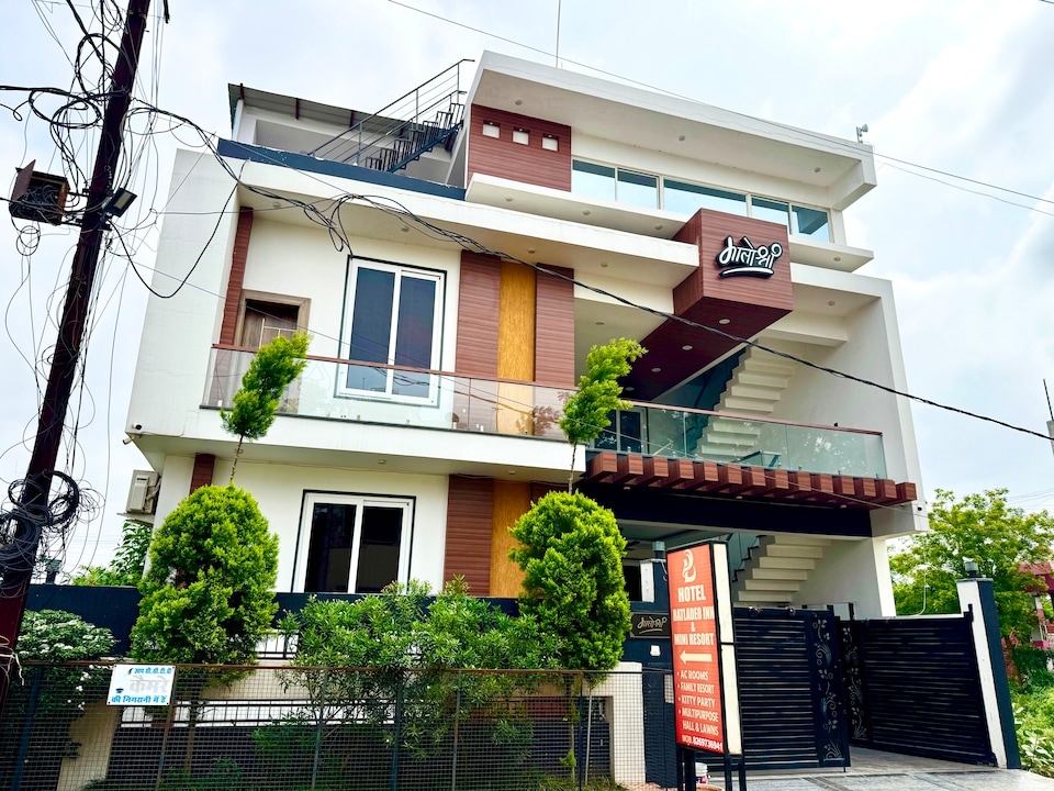 Hotel O Batladeo Inn & Mini Resort, Vijay Nagar - Jabalpur, Jabalpur