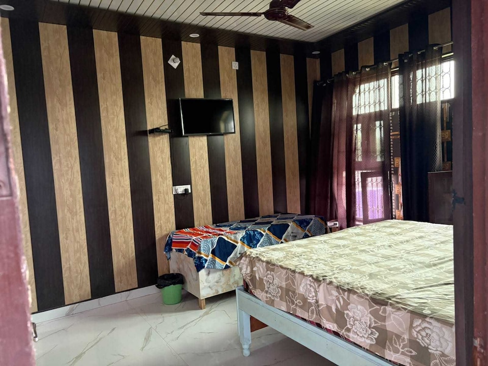 SPOT ON Ashiyana Guest House, Ghaziabad City, Ghaziabad