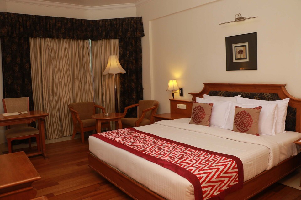 OYO 2682 Hotel SP Grand Days, Thampanoor Trivandrum, Trivandrum