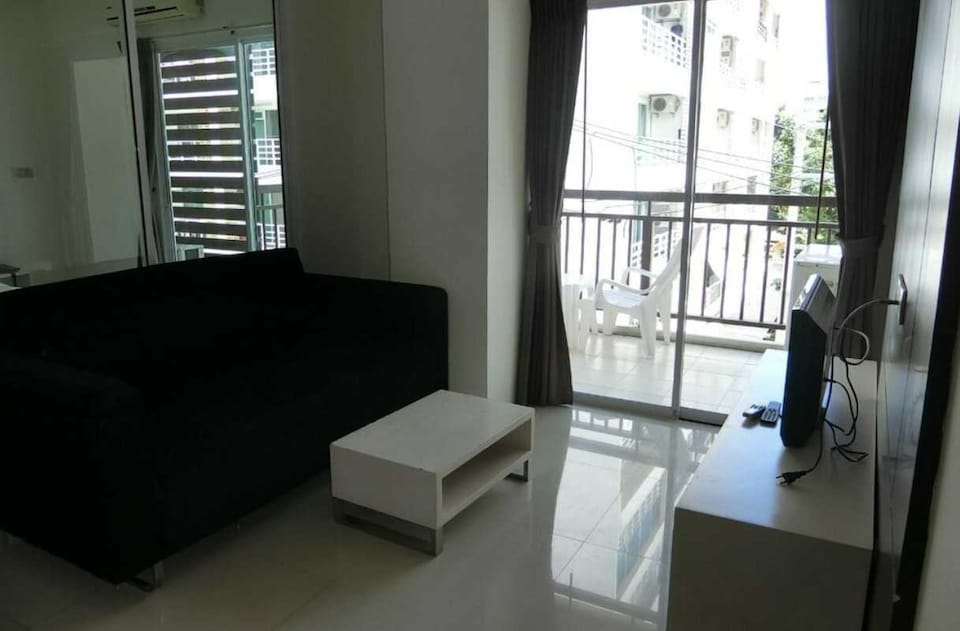 Collection O Sea Terrace, Jomtien Beach P0, Pattaya