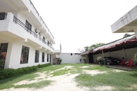 Hotel O Meadows