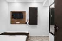 Hotel O Ripon Street Kolkata Formerly SR Royale