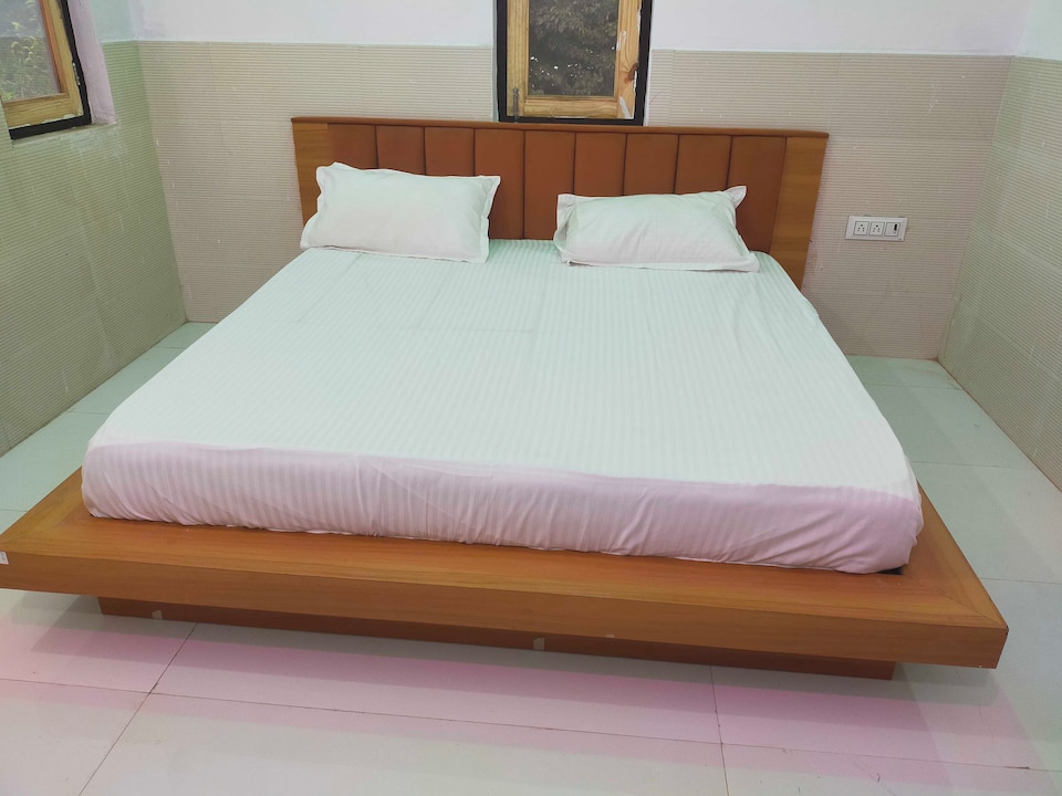 SPOT ON Kanha Garden Resort, Moradabad, Moradabad