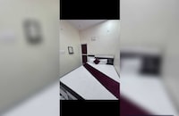 Hotel O Raj
