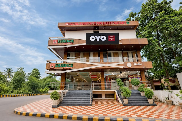 Hotel O Essence Inn