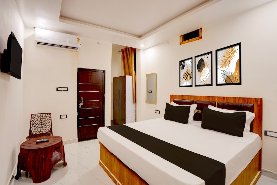 Hotel O Awadh Stay Inn, Mumfordganj Allahabad, Prayagraj
