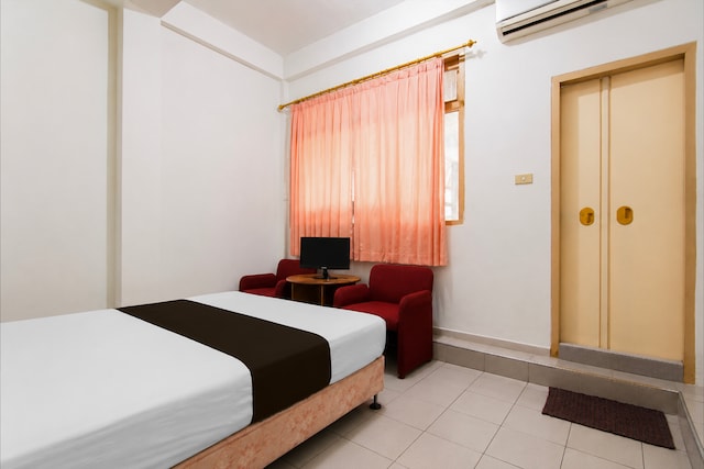 Hotel O near RS Awal Bros Sudirman formerly Flora Hotel