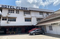 Hotel O near RS Awal Bros Sudirman formerly Flora Hotel