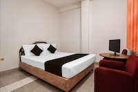 Hotel O near RS Awal Bros Sudirman formerly Flora Hotel