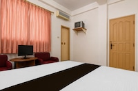 Hotel O near RS Awal Bros Sudirman formerly Flora Hotel