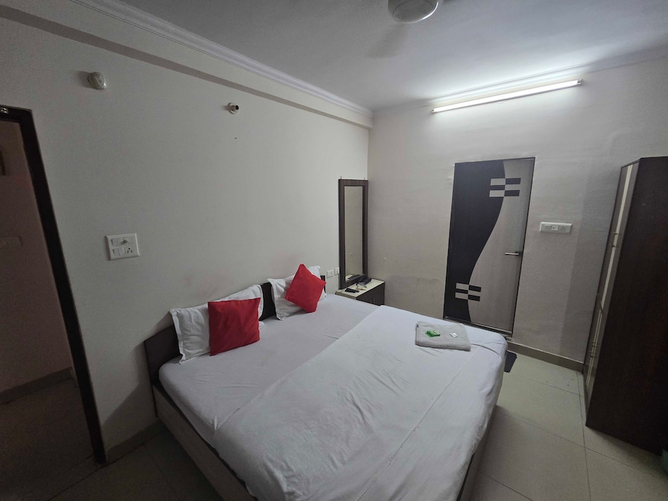 Hotel O Sunrise, C Scheme Jaipur, Jaipur