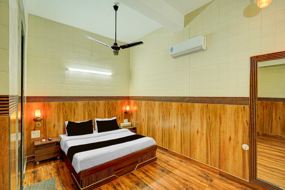 HOTEL O SAFFRON , Meerut, Meerut