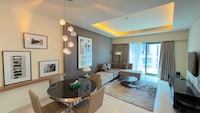 Luxury 1BR at Paramount Residences with Pool Gym & Parking