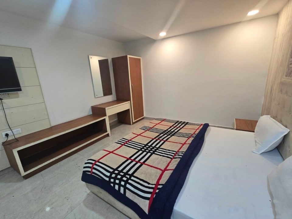 Hotel O Golden Gate, Amritsar Bus Stand, Amritsar