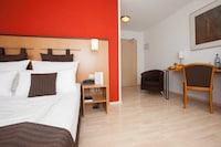 Stuttgart Großbettlingen Hotel by Belvilla