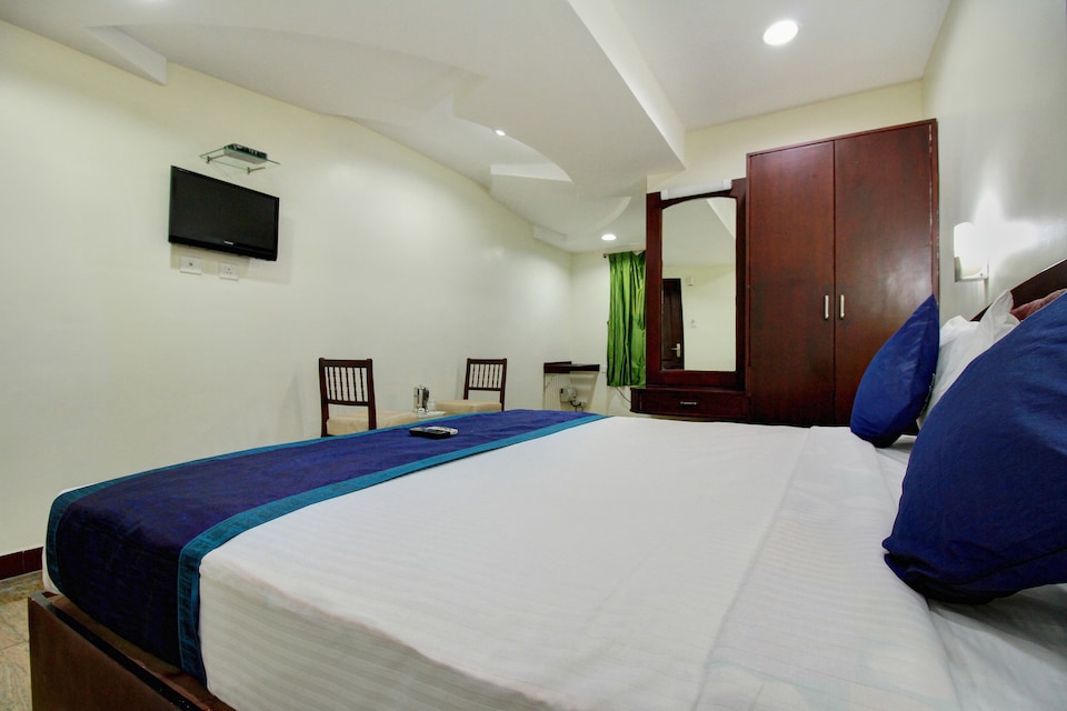OYO 15120 Hotel Balini, Madurai City Centre, Madurai