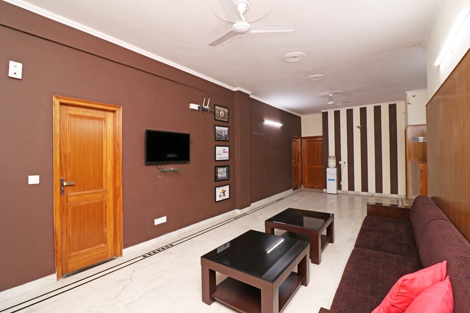 Capital O 15124 Noida Stay, Noida Expressway SEZ, Noida