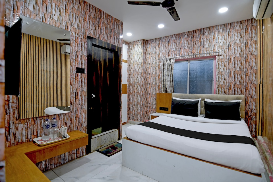 Hotel O Kolkata Park Inn, Esplanade Kolkata, Kolkata
