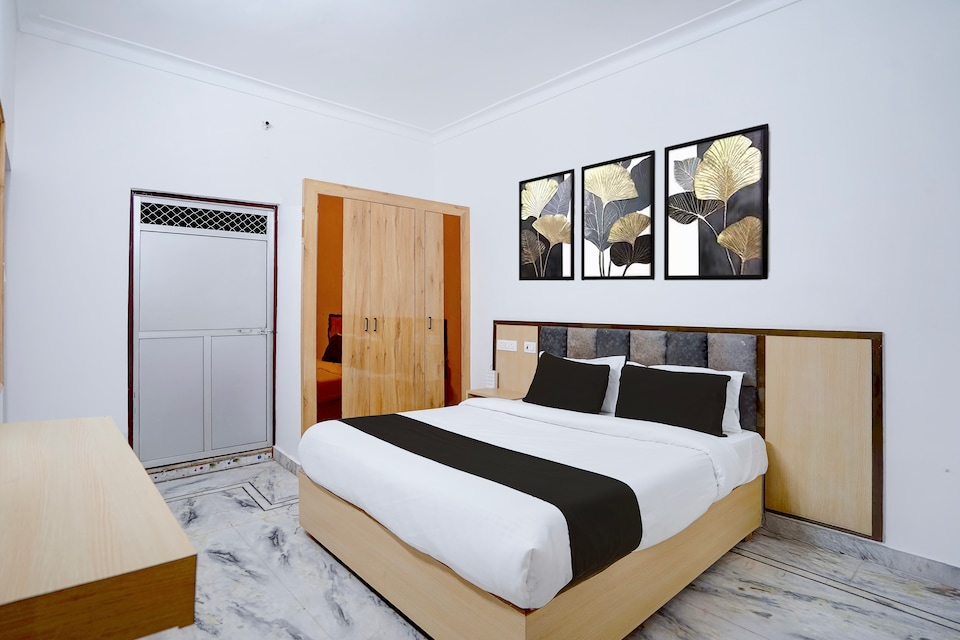 Hotel O A5 Blue, Gorakhnath Gorakhpur, Gorakhpur