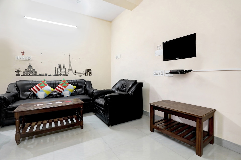 OYO Home 15128 Modern 2bhk Near Boat House, Pondicherry City Centre, Pondicherry