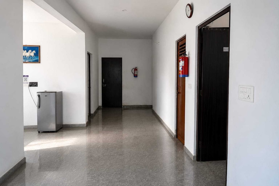 SPOT ON Crown Guest House, Muzaffarnagar, Muzaffarnagar