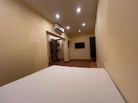 Spot On Hotel Buddha Residency